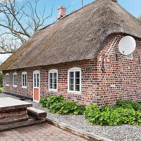 4 Person Holiday Home In Bredebro Ballum Экстерьер фото