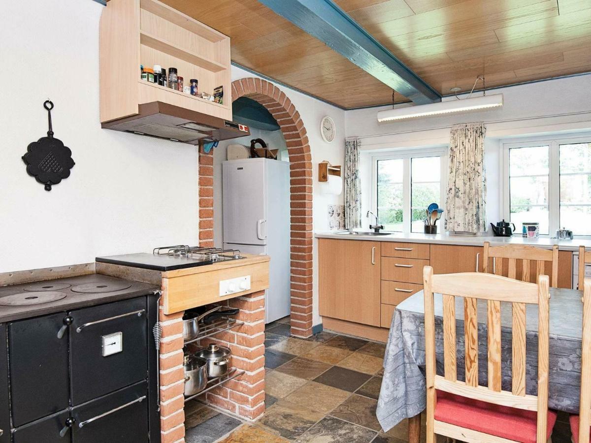 4 Person Holiday Home In Bredebro Ballum Экстерьер фото